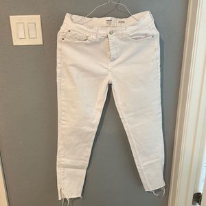 Kensie white skinny jeans